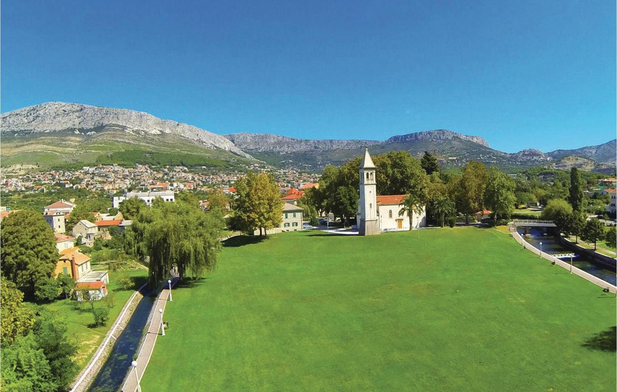 Bobani Gorgeous Home In Klis With Wifi מראה חיצוני תמונה