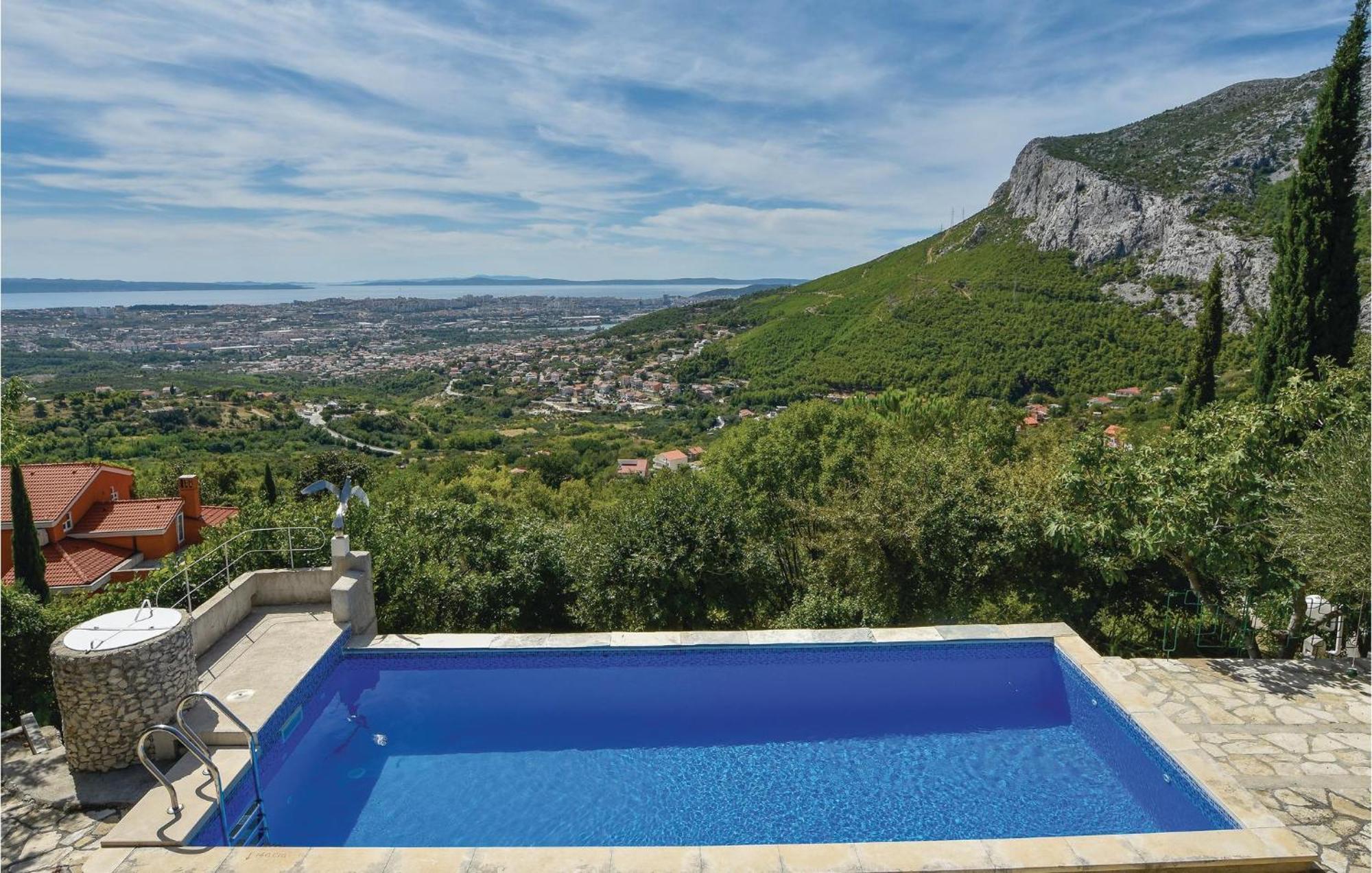 Bobani Gorgeous Home In Klis With Wifi מראה חיצוני תמונה