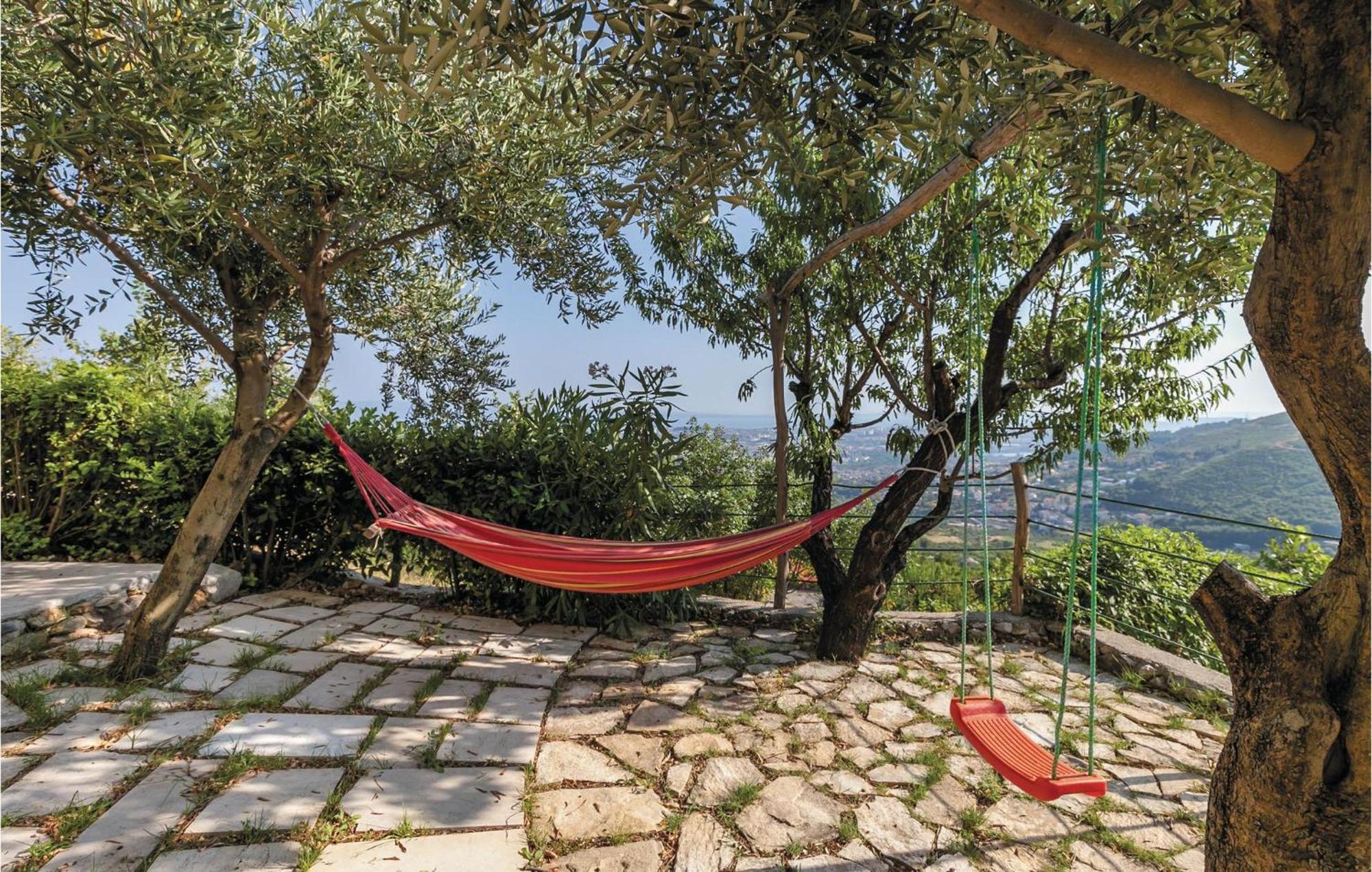 Bobani Gorgeous Home In Klis With Wifi מראה חיצוני תמונה
